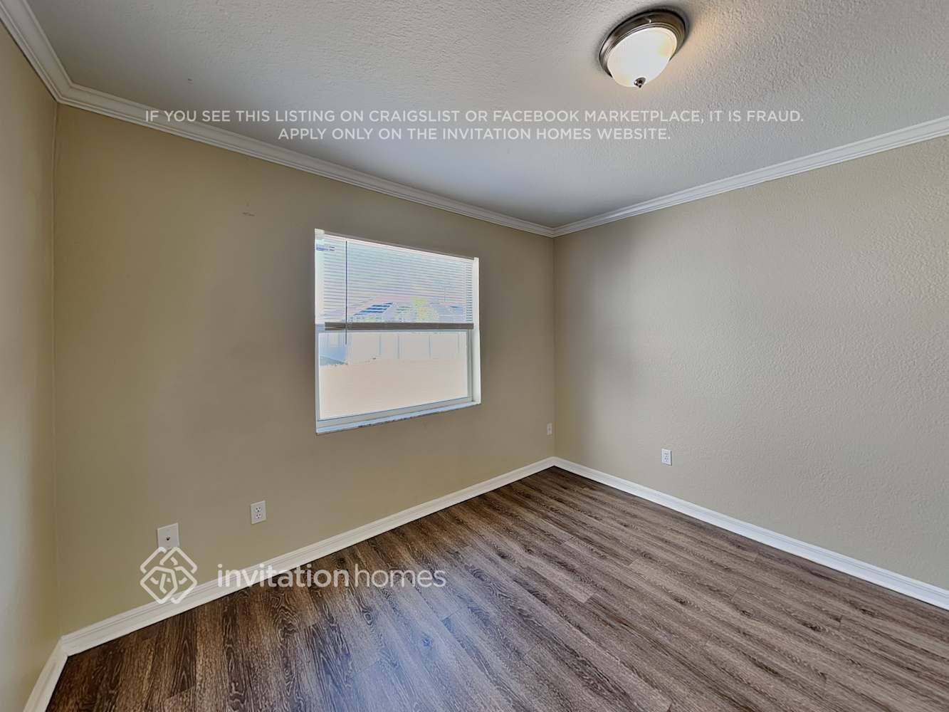 Building Photo - 2252 S Chamberlain Blvd