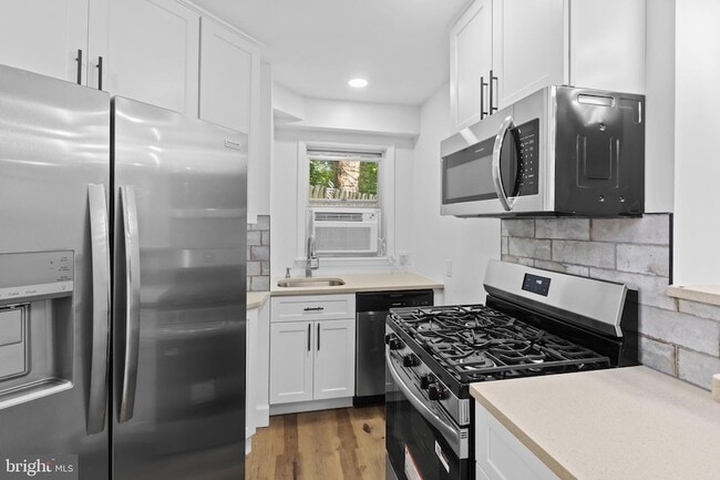 Building Photo - 2500 Q St NW