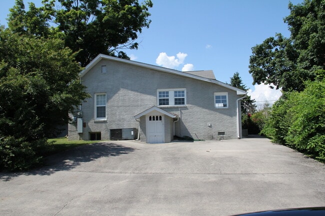 Building Photo - 3 bedroom - 1 bath - Morristown