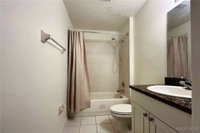 Building Photo - 4450 E Windmill Dr