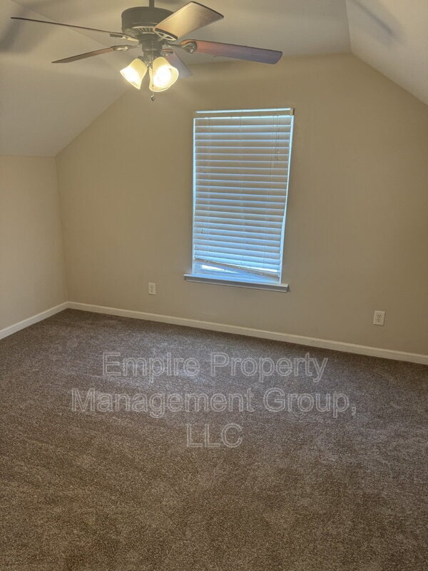 Building Photo - 209 Sunday Silence Ln