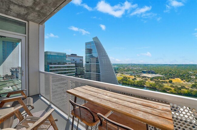 Building Photo - 301 West Ave