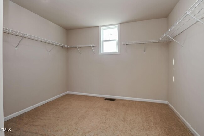 Building Photo - 1813 Baldhead Island Dr