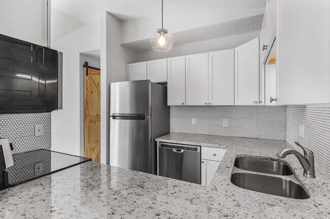 Building Photo - 2482 Cobble Hill Alcove