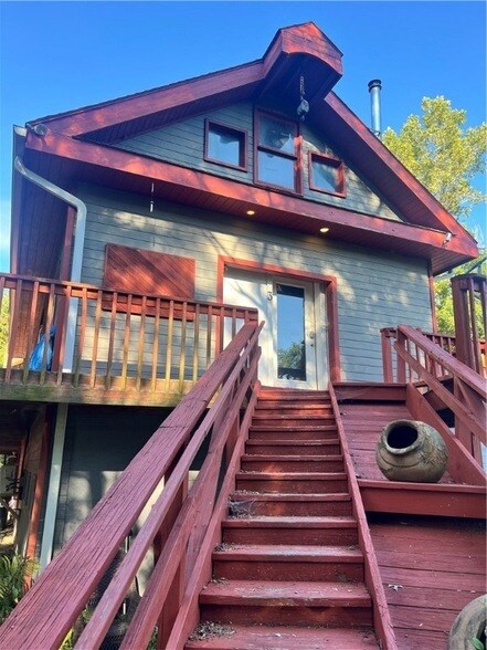 Building Photo - 480 Lansingville Rd