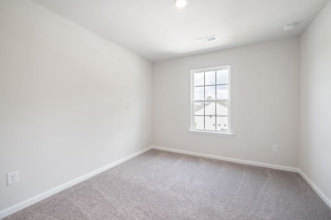 Building Photo - 13012 Lannister Dr