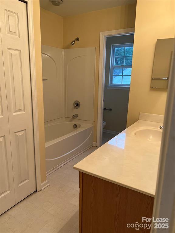Building Photo - 12030 Royal Castle Ct
