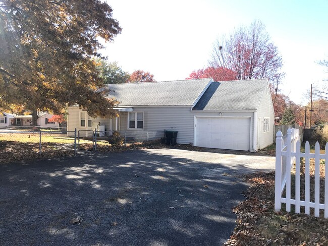 Primary Photo - Charming home with a one car attached garage.