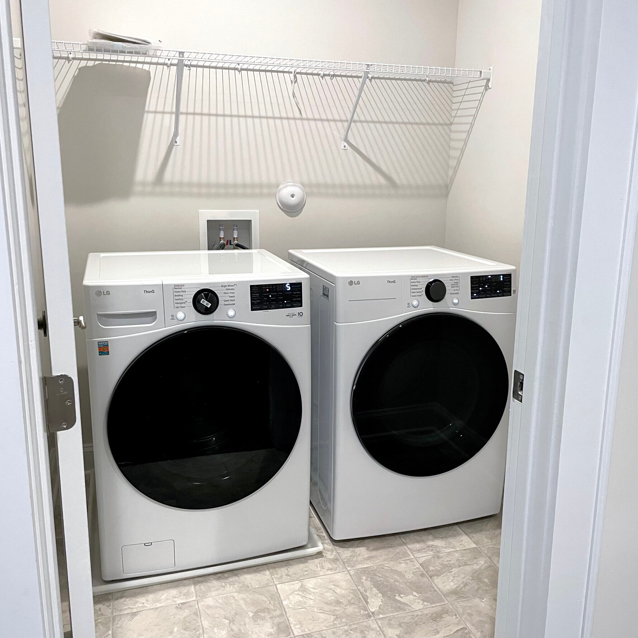 Building Photo - 115 Wellie Hl Pl