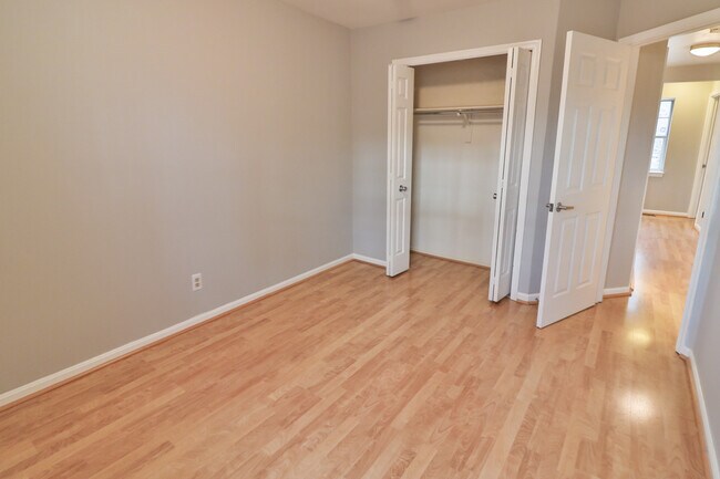 Building Photo - 10488 Parthenon Ct