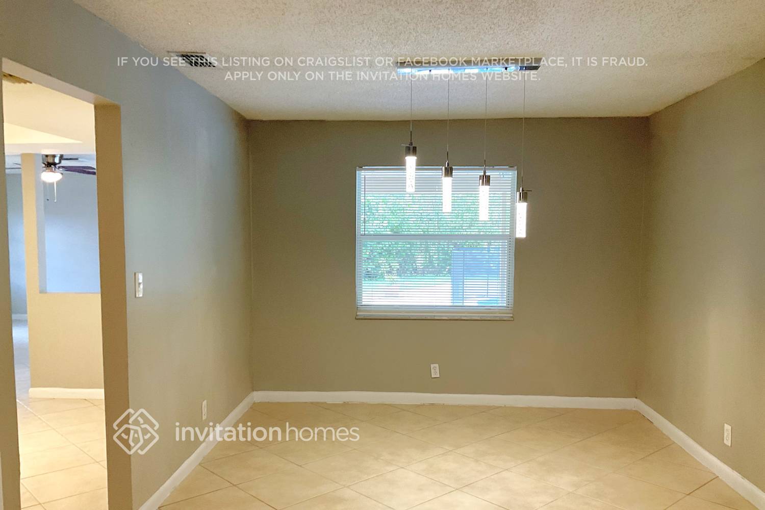 Building Photo - 11090 Glenwood Dr