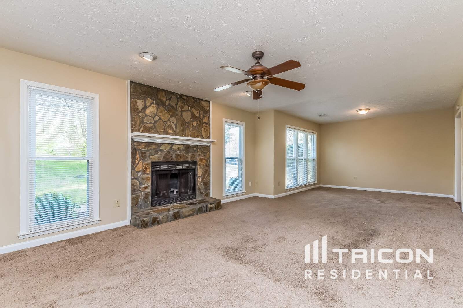 Building Photo - 1511 Country Ct