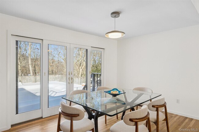 Building Photo - 15 Rivers Rd