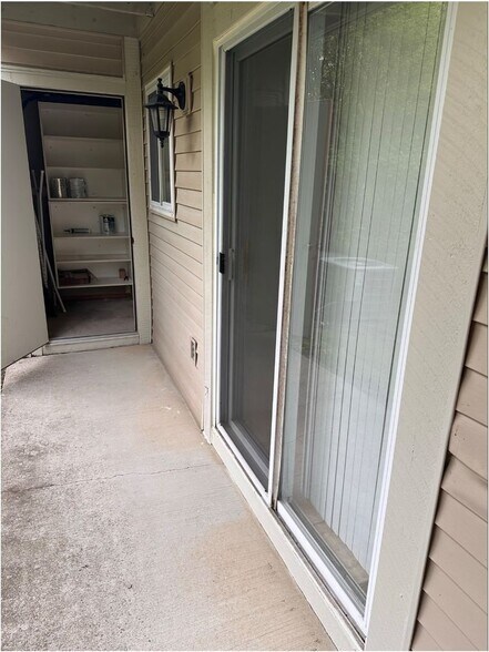 Building Photo - 1524 Porter Cir