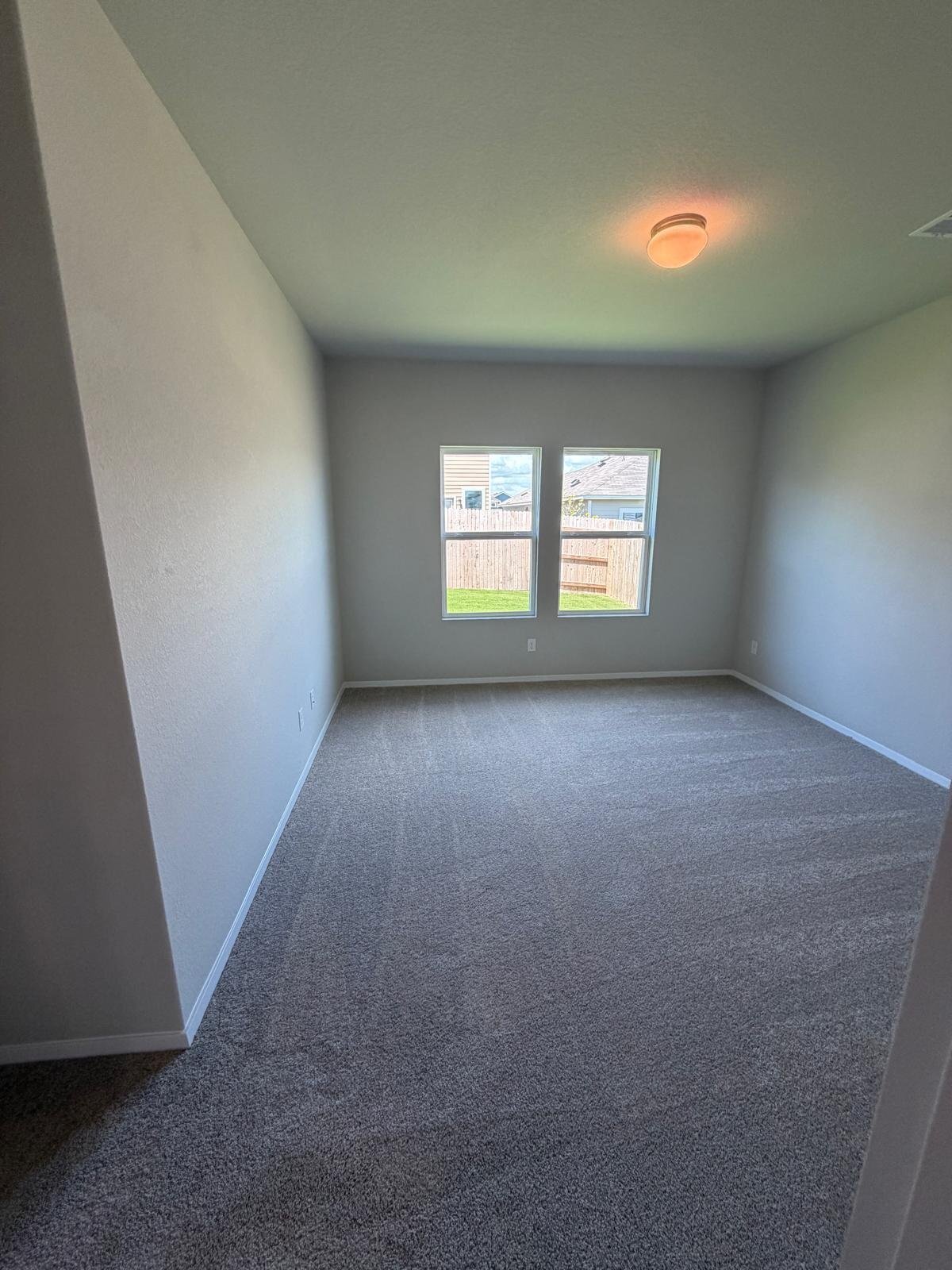 Building Photo - 2612 Towy Rd