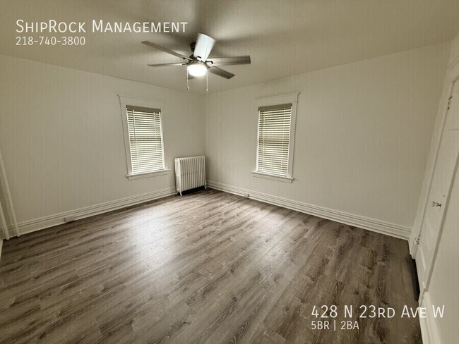 Building Photo - 428 N 23rd Ave W