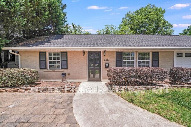Primary Photo - 2417 Laburnum Ave