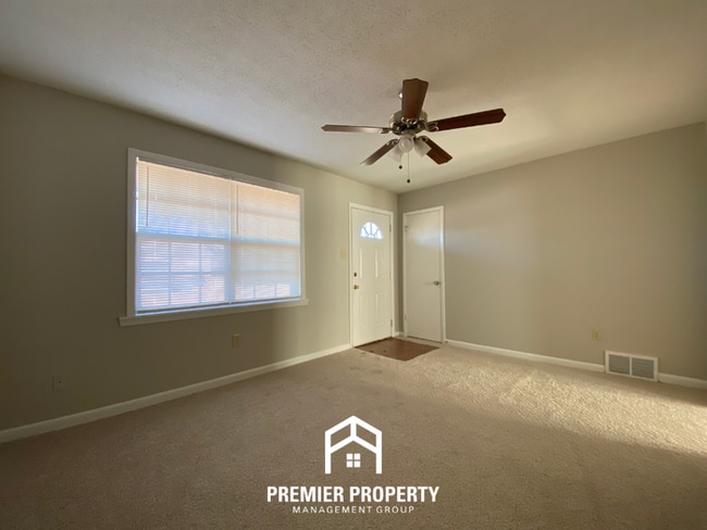 Building Photo - 6345 Martinwood Dr