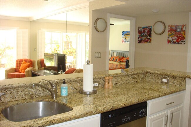 Building Photo - 1515 E Broward Blvd