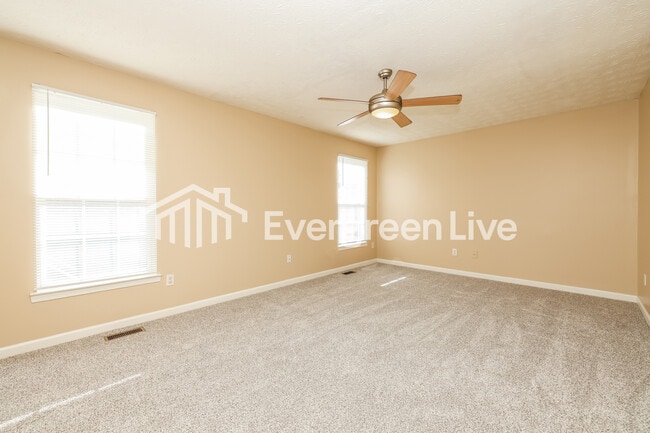 Building Photo - 5454 Fairford Ct