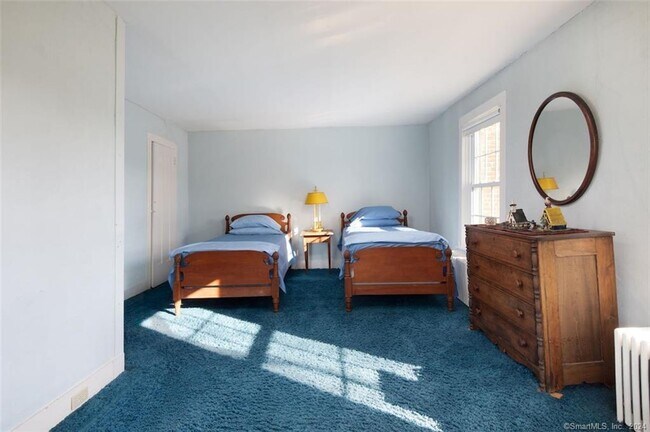 Building Photo - 27 Cherry Hill Rd