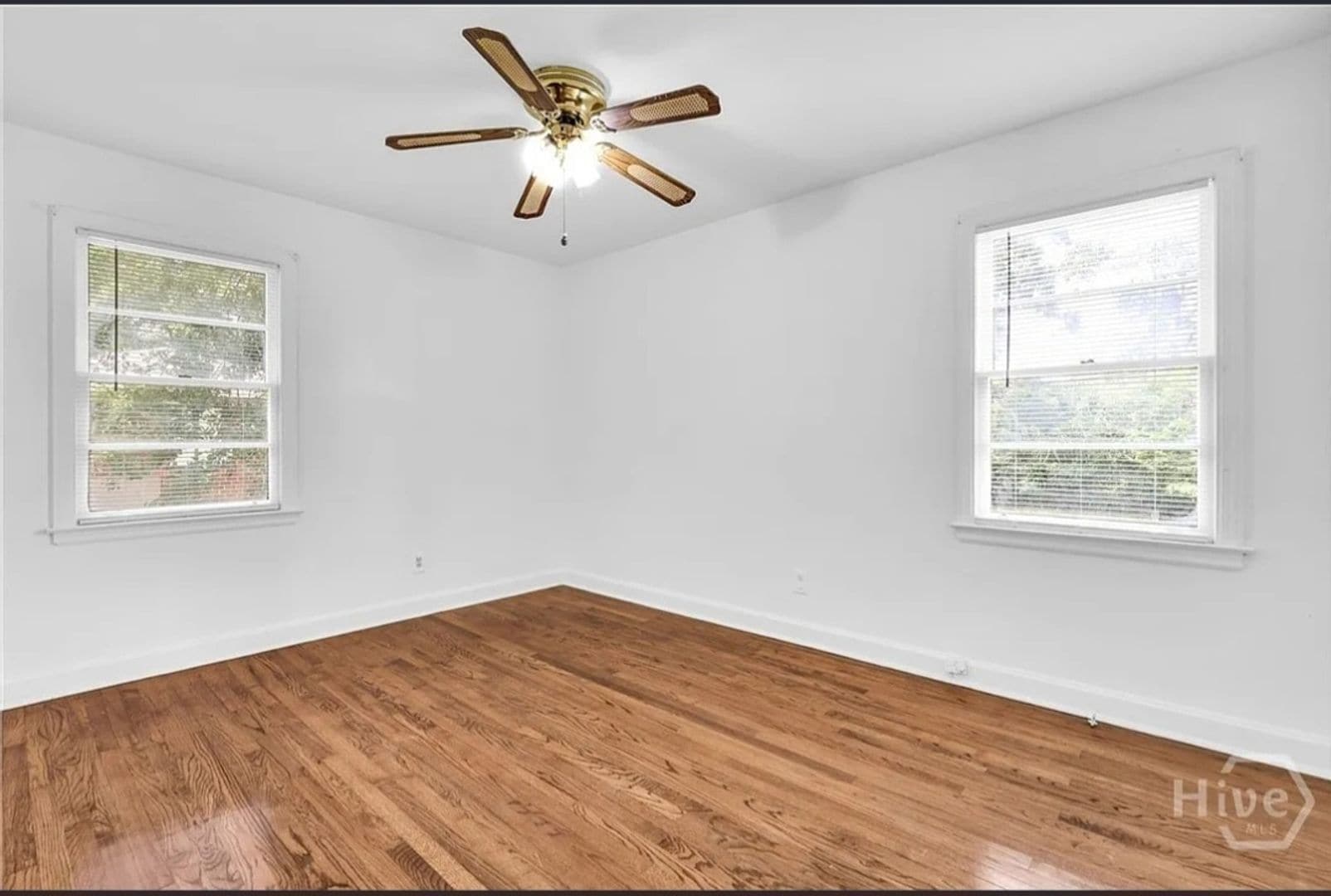 Building Photo - 7 Chippewa Dr