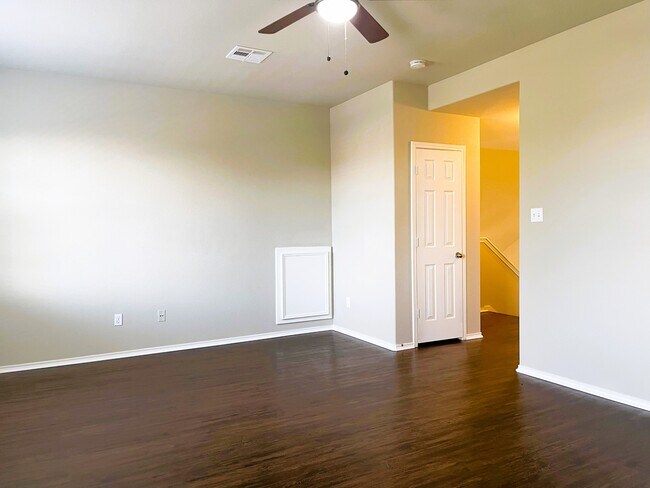 Building Photo - 11021 Boundless Valley Dr