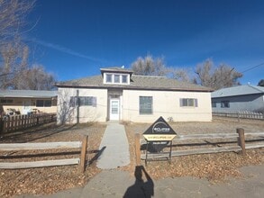 Building Photo - 721 3rd St