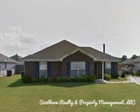 Building Photo - Cotton Lakes in Wetumpka