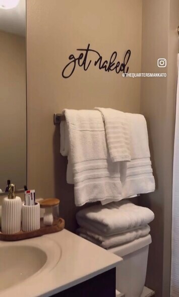 Building Photo - 640 Timberwolf Dr