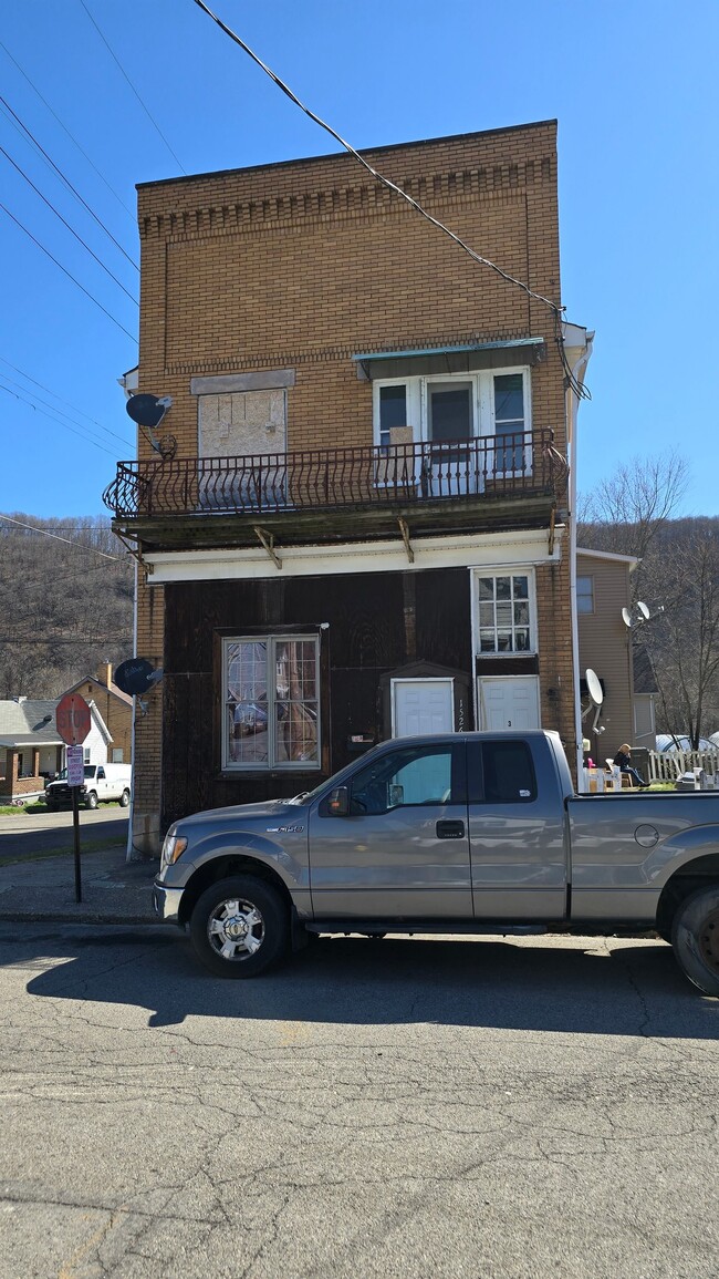 Building Photo - 1526 2nd Ave
