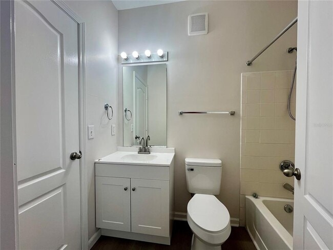 Building Photo - 18105 Villa Creek Dr