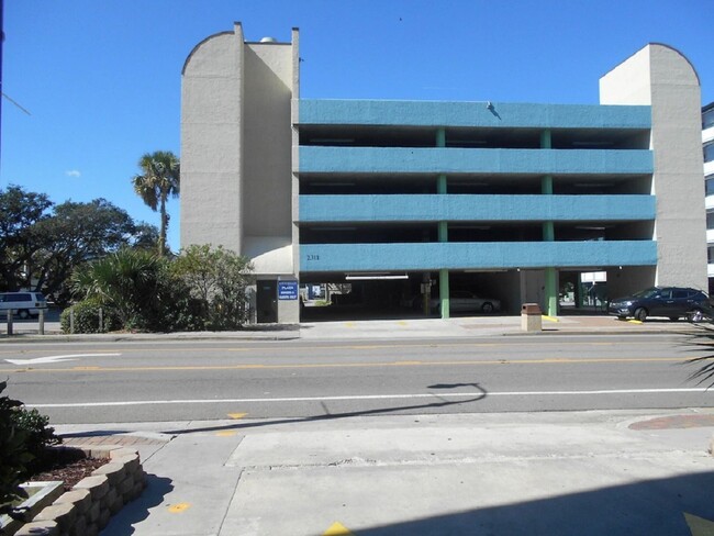 Building Photo - 2310 N Ocean Blvd