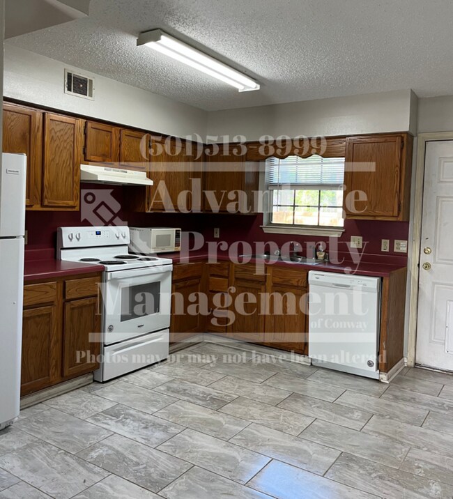 Building Photo - 515 3rd Ave