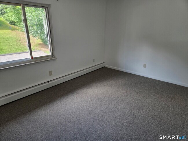 Building Photo - 36 Sigwin Dr