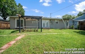 Building Photo - 526 Schmeltzer Ln