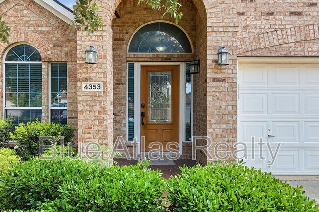 Building Photo - 4353 Mountain Crest Dr