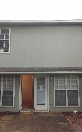 Building Photo - Foxchase Subdivision