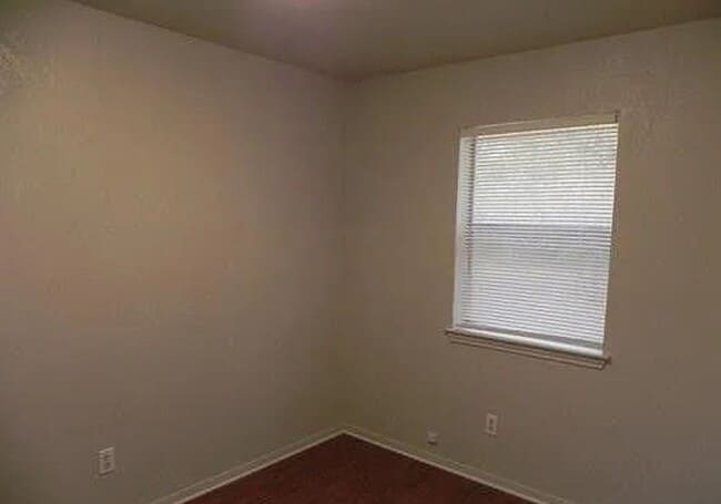 Building Photo - Beautiful 2 Bed / 1 Bath home in Copperas Cove - PROMO $750 first 3 months - Split deposit ($225 ...