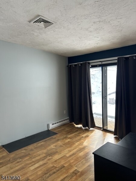 Building Photo - 15 South Ct