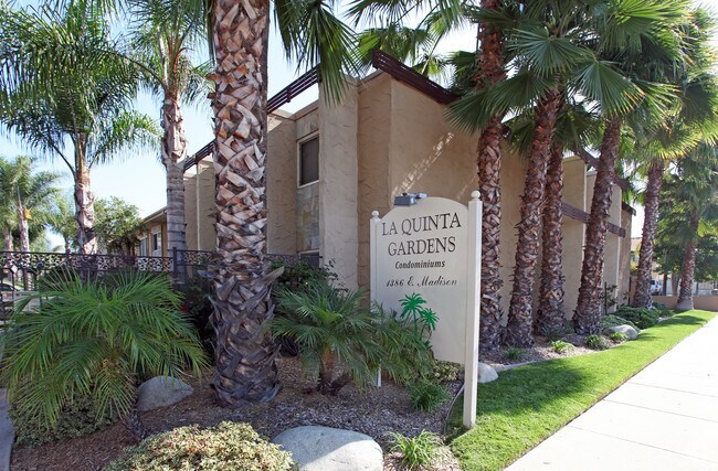 Primary Photo - La Quinta Gardens