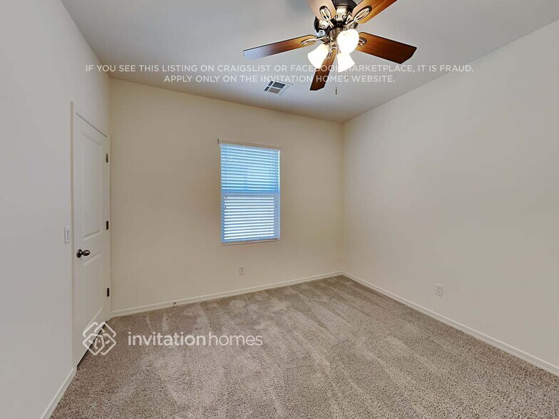 Building Photo - 6333 W Latona Rd