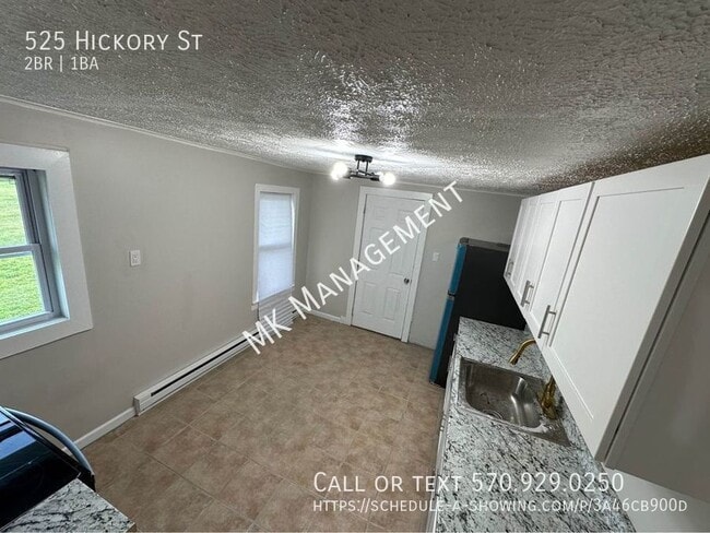 Building Photo - 525 Hickory St