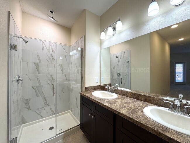 Building Photo - 3308 Rodrick Cir