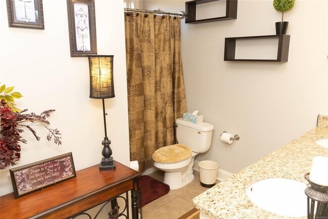 Building Photo - 927 Fireside Dr