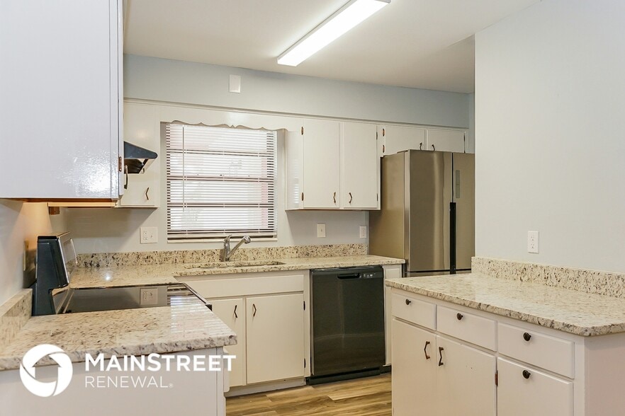 Building Photo - 1455 James Ave