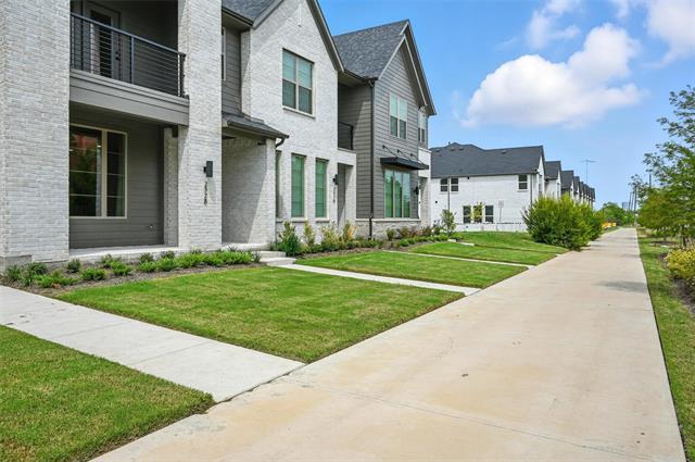 Building Photo - 2528 Campden Mews