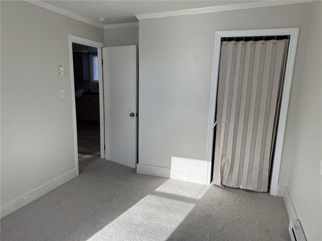 Building Photo - 33 Saint Elizabeth St