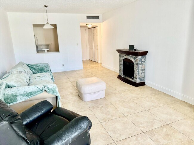 Building Photo - 801 Three Islands Boulevard