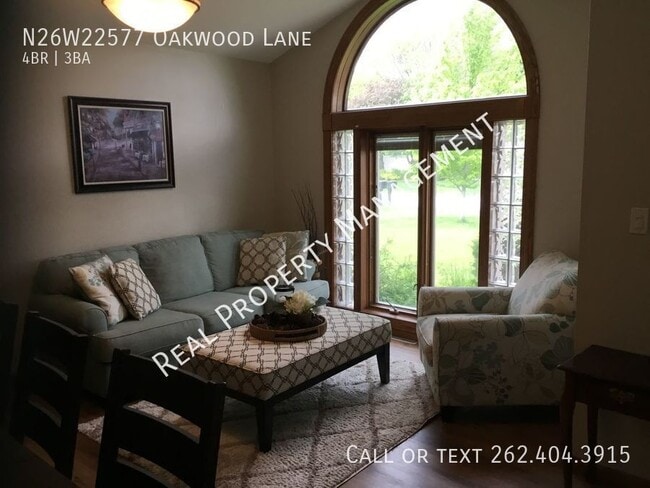 Building Photo - N26W22577 Oakwood Ln
